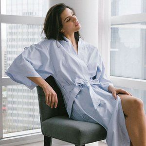 NWT - THE SLEEP SHIRT COTTON ROBE, BLUE OXFORD